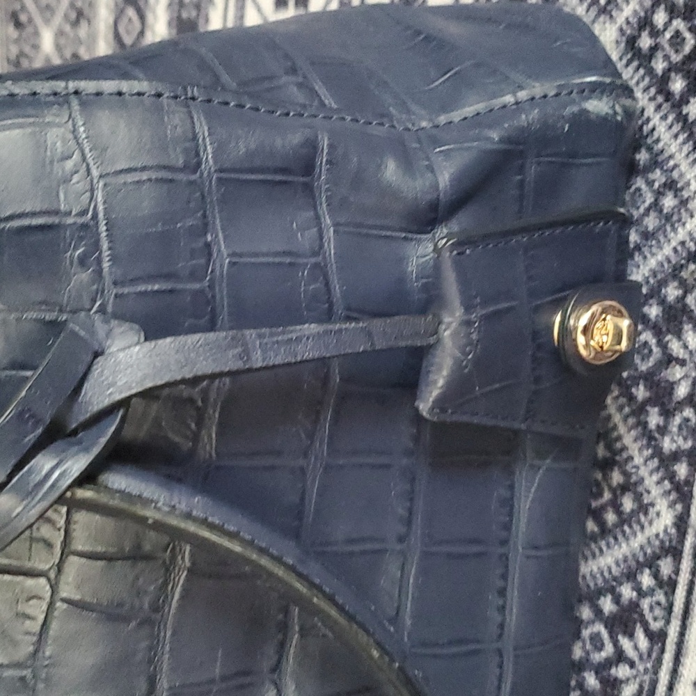 Coach purse - Picture 6 of 16